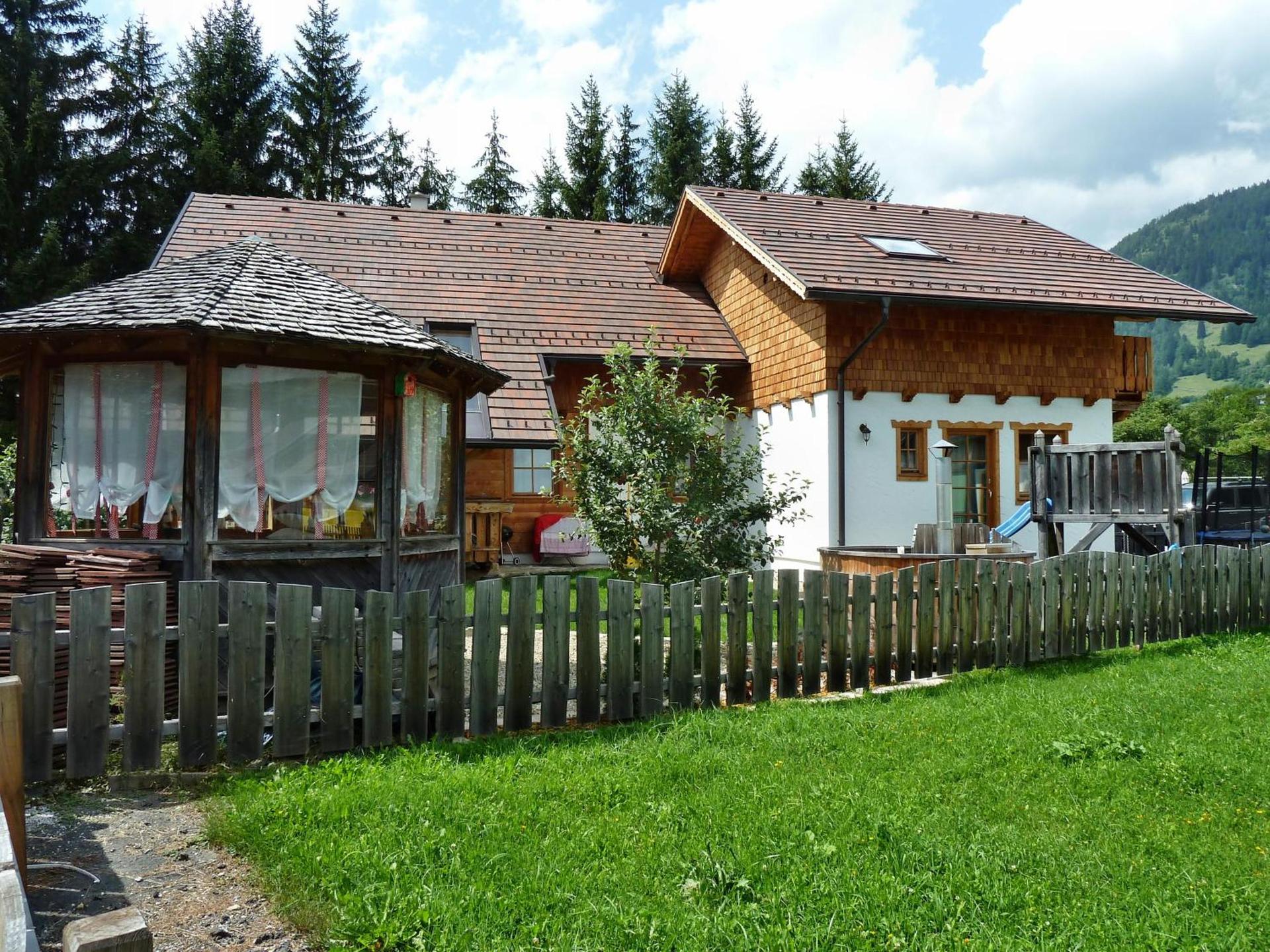 Apartment mit 2 Schlafzimmern und Balkon - 4